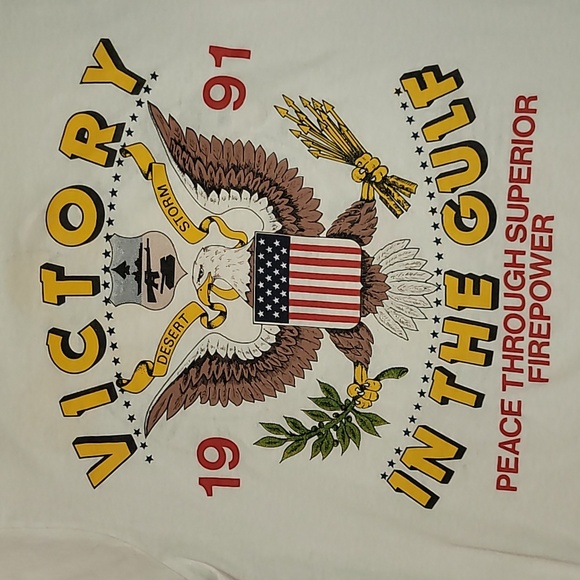 1991. Made in USA. Victory in the Gulf. Single-stitch. Desert Storm War. Medium - Picture 2 of 15